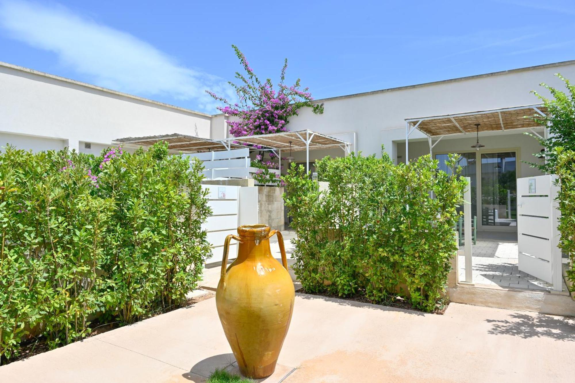 Livantea Agriresort E Residence Otranto Exterior photo